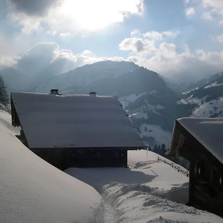 בקתה Le De Lara *