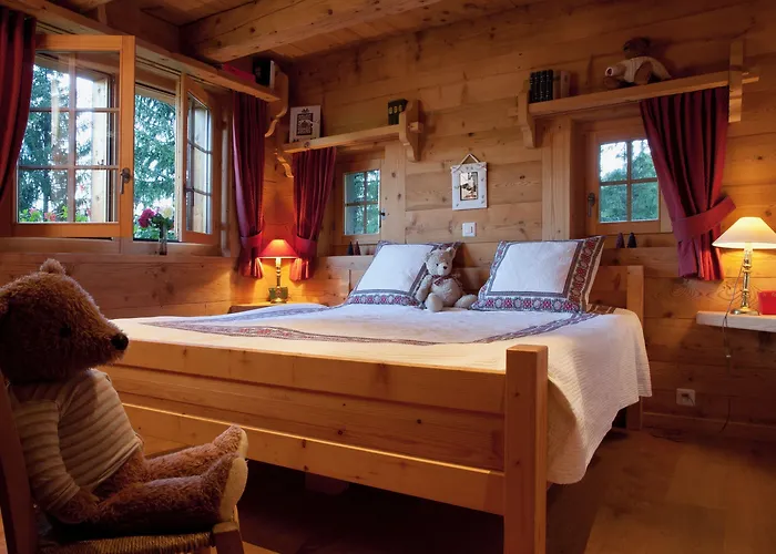 Le De Lara Шале *